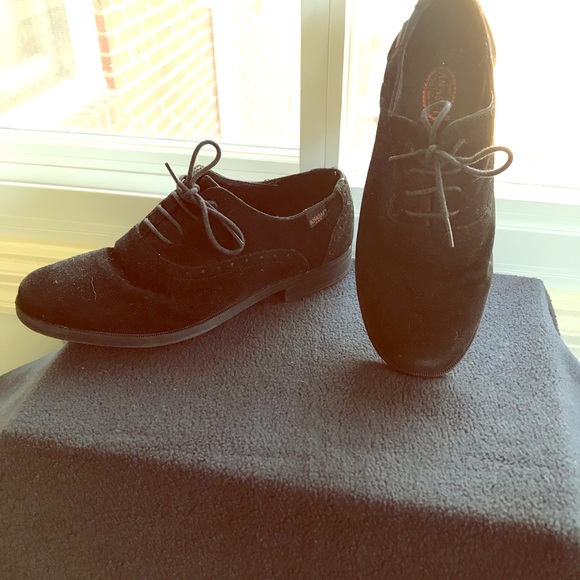 Anasai Flats - Picture 1 of 3